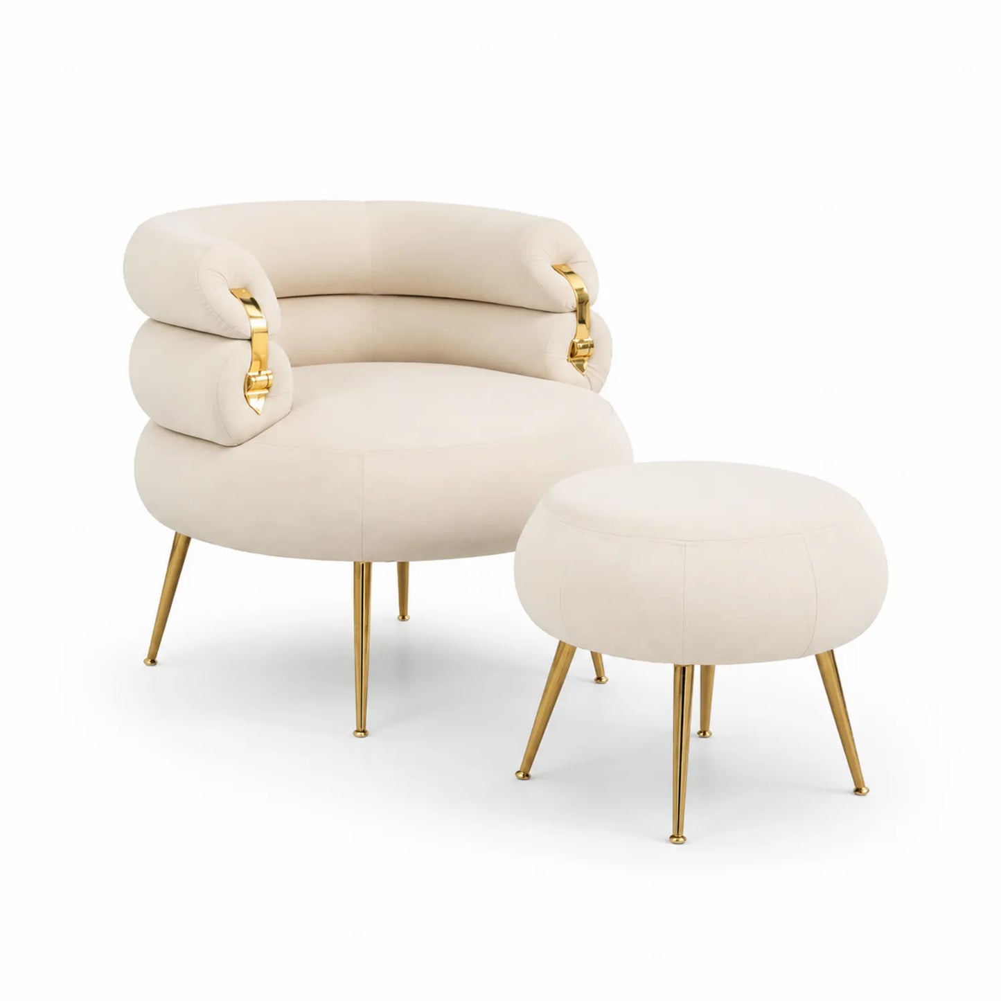 Sillón y reposapiés en poliéster beige con patas metálicas doradas
